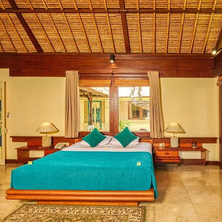 Puri Bagus Lovina Hotel Exterior photo