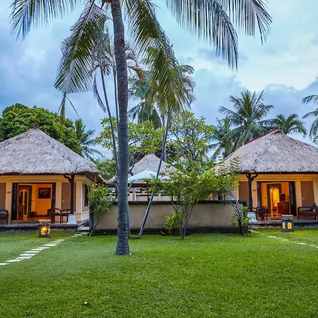 Puri Bagus Lovina Hotel Exterior photo