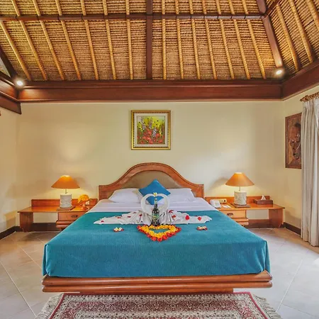 Puri Bagus Lovina Hotel Exterior photo
