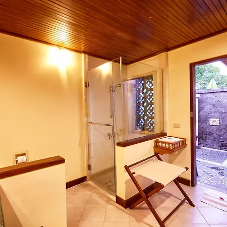 Puri Bagus Lovina Hotel Exterior photo